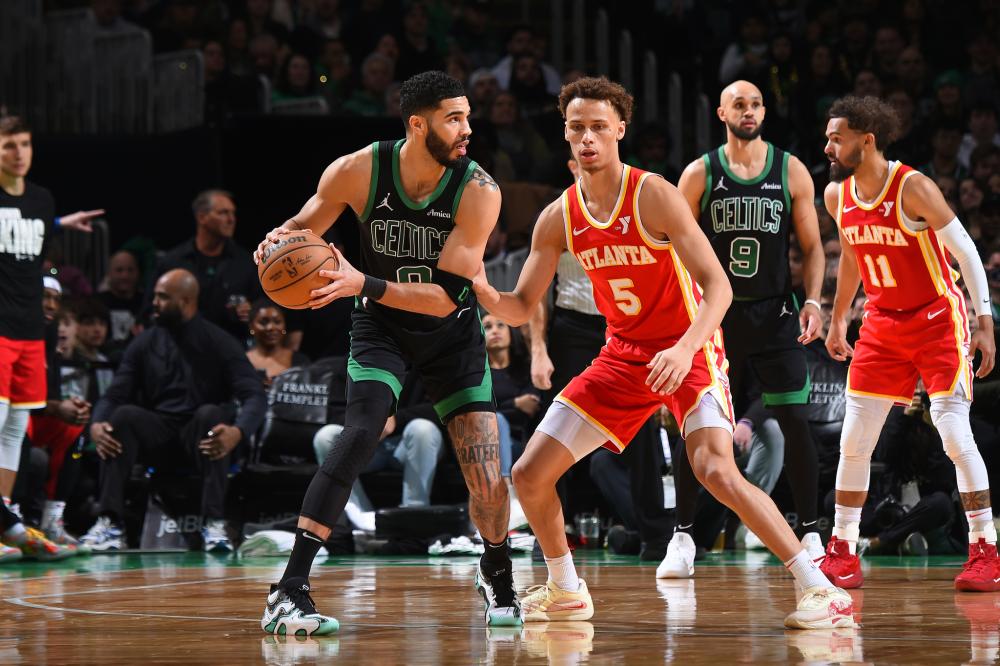 却透露了他 却透露了他