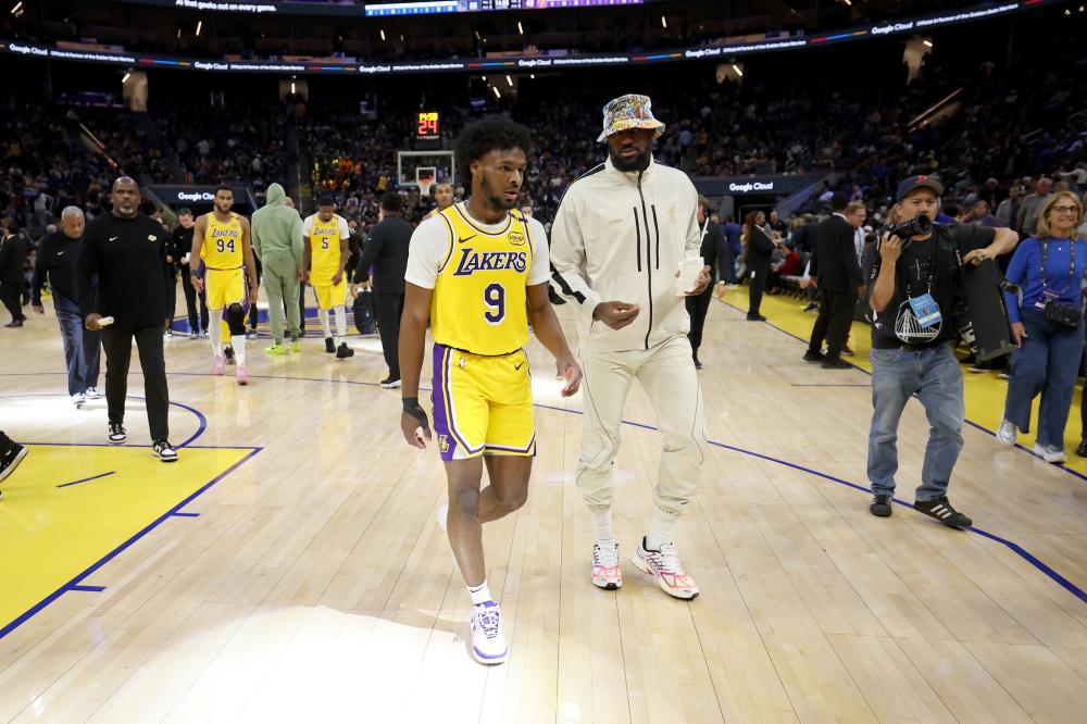 充满活力的 充满活力的